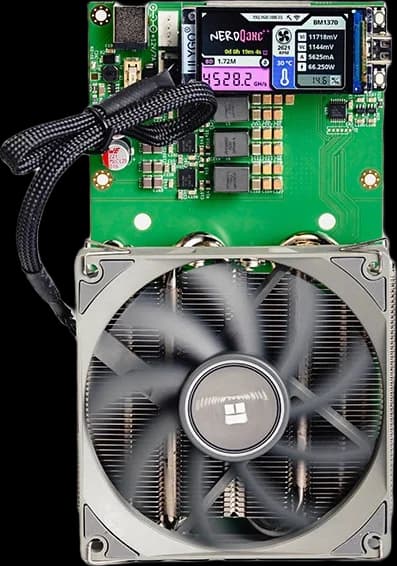 NerdMiner NerdQaxe++ - 4.8 TH/s